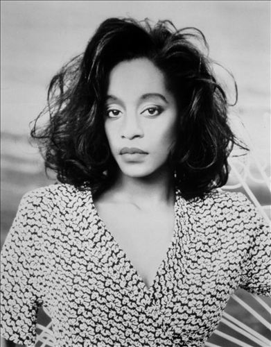 Regina Belle